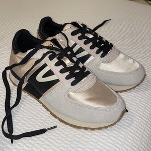 Tretorn sneakers